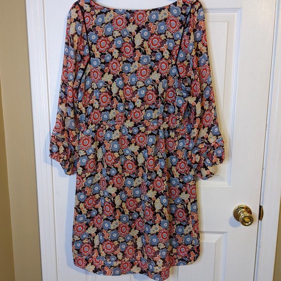 BCBGeneration Multi-Color 3/4 Sleeve Tie Waist Floral Boho Hi-Lo Dress - size L - Picture 2 of 8